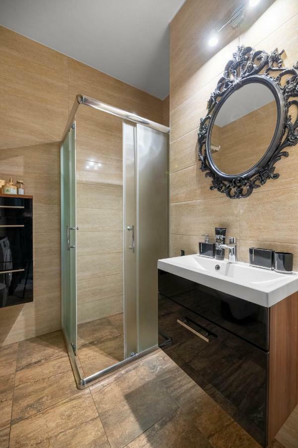 Goka Like It Arkadia Apartment Warsaw